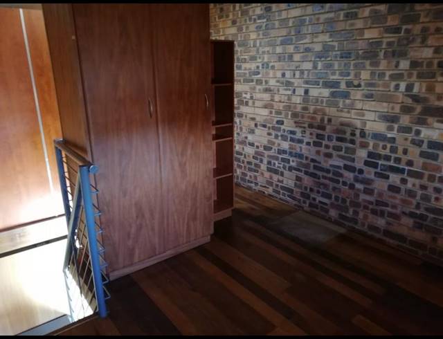 1 BEDROOM PROPERTY TO RENT IN DASSIE RAND